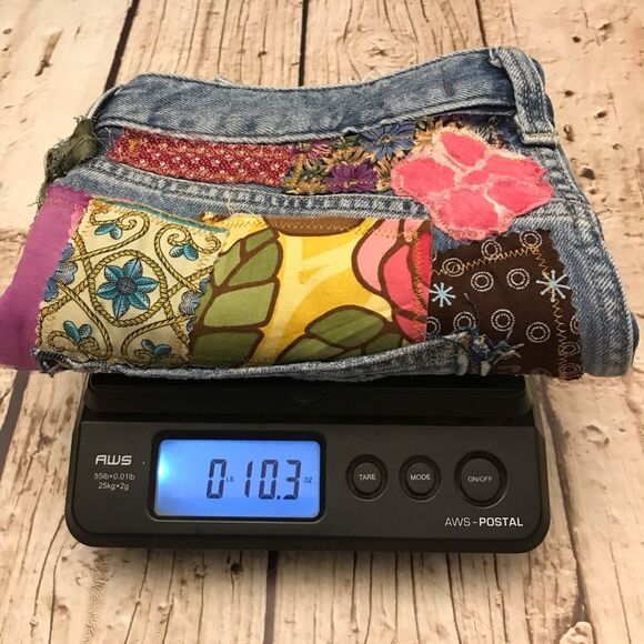 OOAK We The Free Upcycled Denim Cutoff Foral & Patch Shorts Button Front Sz 26 - Picture 13 of 15